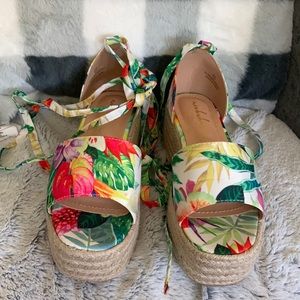 Espadrille shoes